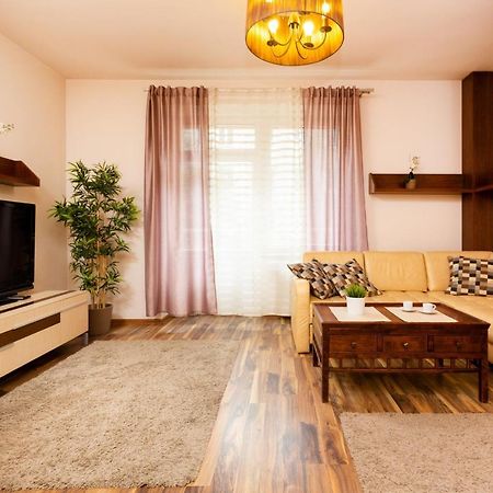 Apartment Warsaw Hoza By Noclegi Renters Exterior photo