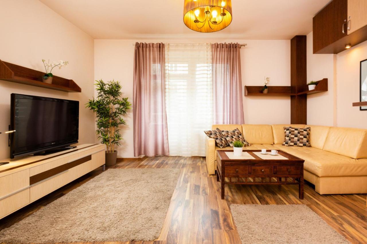 Apartment Warsaw Hoza By Noclegi Renters Exterior photo